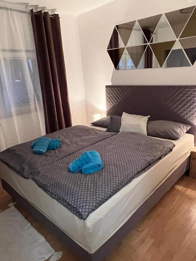 Apartman Lara ซาเกร็บ ภายนอก รูปภาพ